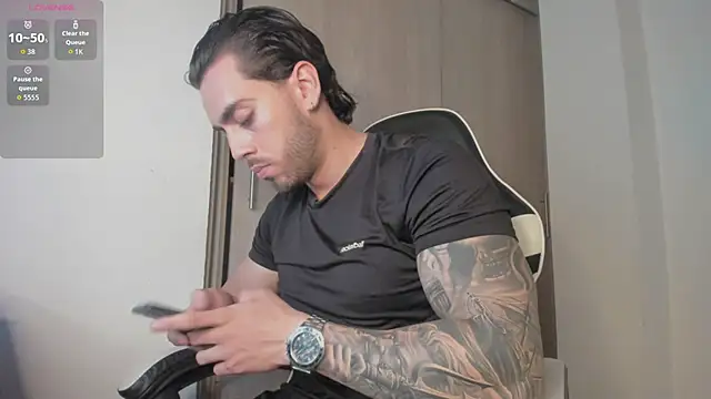 Axel  Blaze online show from 05/18/26, 02:11