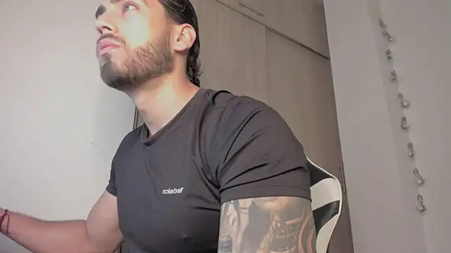 Axel  Blaze online show from 04/20/26, 01:03