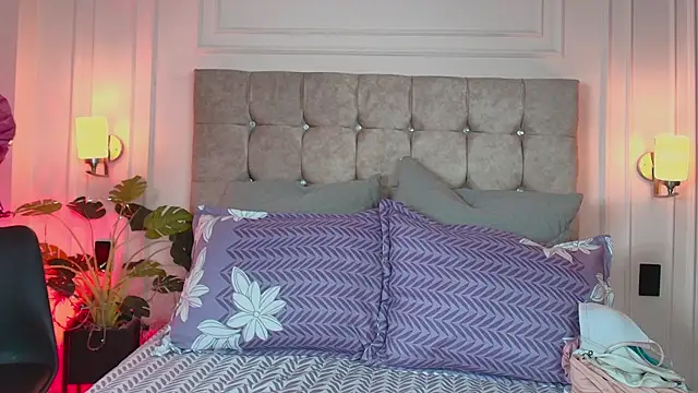 gabyevans4 online show from 04/10/26, 12:12