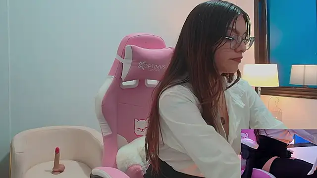 gabyevans4 online show from 03/20/26, 01:12