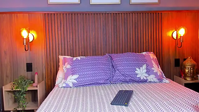 gabyevans4 online show from 04/07/26, 12:18