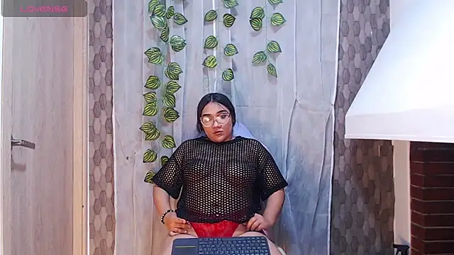 anyela donecm online show from 03/31/26, 07:05