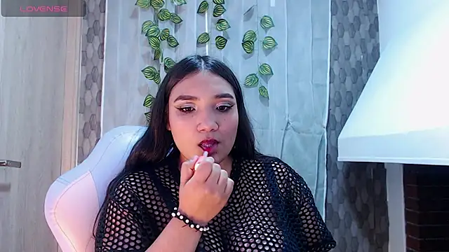 anyela donecm online show from 03/30/26, 07:15