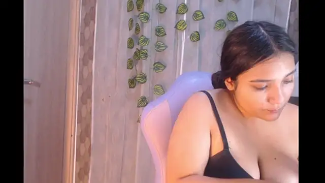 anyela donecm online show from 05/07/26, 07:28