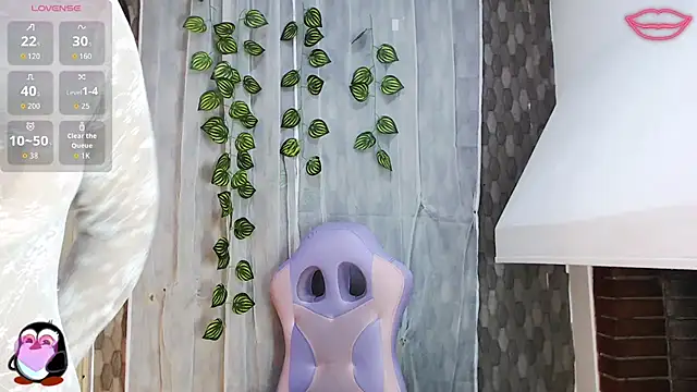 anyela donecm online show from 04/17/26, 07:38