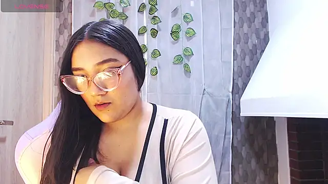 anyela donecm online show from 04/07/26, 07:26