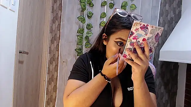 anyela donecm online show from 03/25/26, 07:13