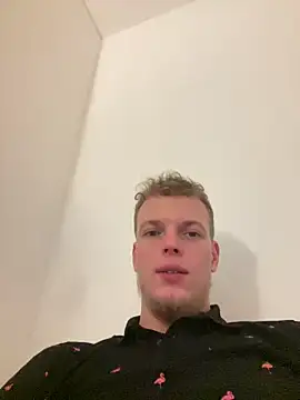 Dencchikk22 online show from 02/24/26, 08:42