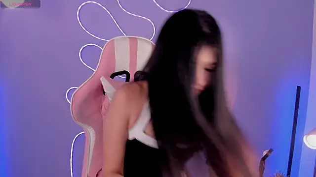 miacapone online show from 04/09/26, 01:50