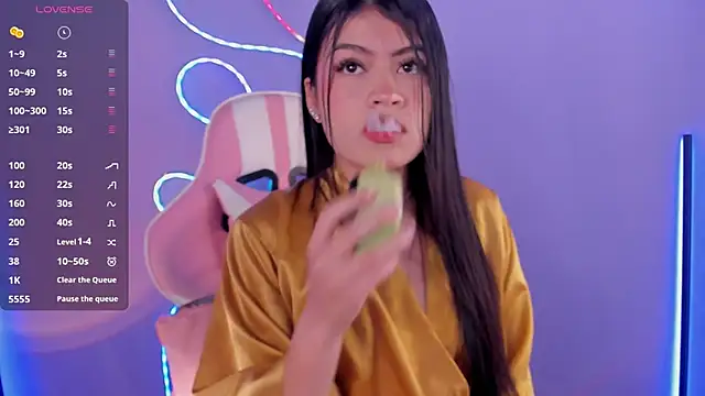 miacapone online show from 03/23/26, 02:28