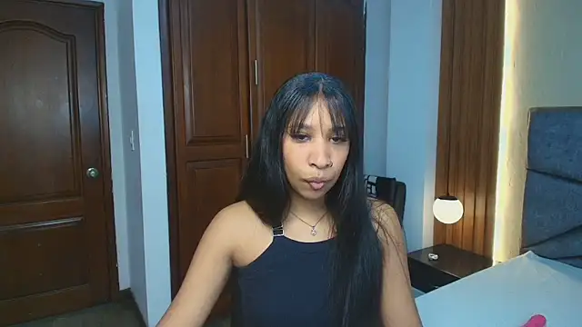 Snapshot of ShayMilleer chatting on 06/15/26, 12:05 ShayMilleer online show from 06/15/26, 12:05