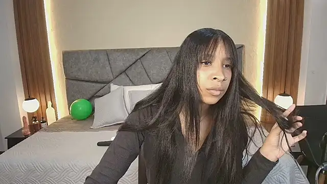 Snapshot of ShayMilleer chatting on 05/25/26, 11:42 ShayMilleer online show from 05/25/26, 11:42