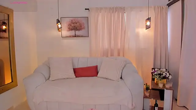 Snapshot of IsabellaLux_ chatting on 03/22/26, 03:24 IsabellaLux online show from 03/22/26, 03:24