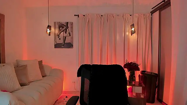 Snapshot of IsabellaLux_ chatting on 06/09/26, 02:51 IsabellaLux online show from 06/09/26, 02:51