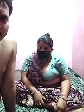 gujjuhotcouple online show from 04/08/26, 08:43