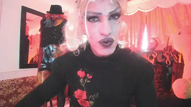 Snapshot of Lilith_madame_satan chatting on 07/12/26, 02:40 Lilith madame satan online show from 07/12/26, 02:40