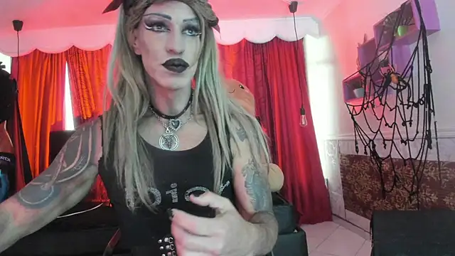 Snapshot of Lilith_madame_satan chatting on 07/04/26, 12:32 Lilith madame satan online show from 07/04/26, 12:32
