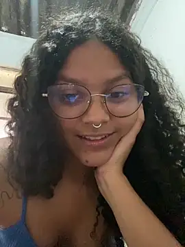 Snapshot of prettydall chatting on 03/01/26, 04:40 prettydall online show from 03/01/26, 04:40