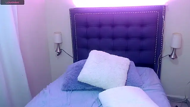 aprilgrief online show from 03/18/26, 04:15