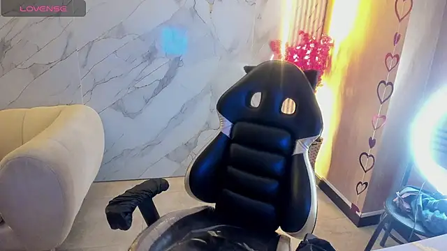 Snapshot of Kylie_tf chatting on 02/27/26, 09:14 Kylie tf online show from 02/27/26, 09:14