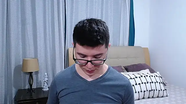 Snapshot of BlackFoXXX69 chatting on 03/31/26, 08:33 BlackFoXXX69 online show from 03/31/26, 08:33