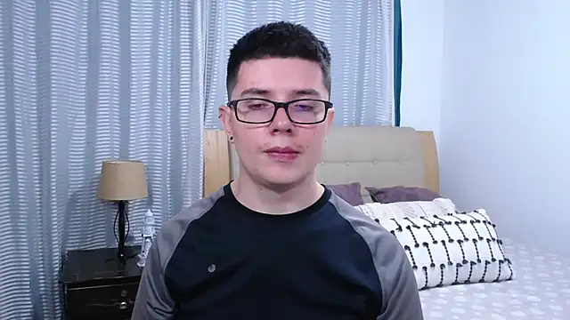 Snapshot of BlackFoXXX69 chatting on 04/12/26, 08:34 BlackFoXXX69 online show from 04/12/26, 08:34