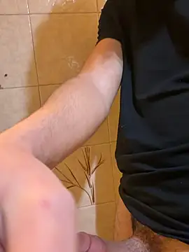 Snapshot of younghot77 chatting on 02/26/26, 10:54 younghot77 online show from 02/26/26, 10:54