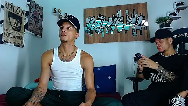 AdamsDvi online show from 04/11/26, 02:52