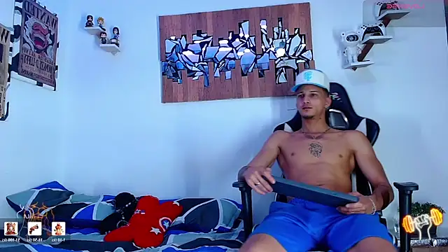 AdamsDvi online show from 03/13/26, 01:16