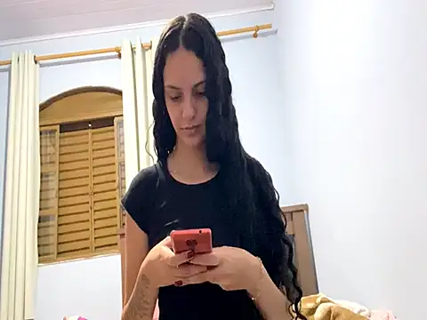 Snapshot of IvyDesirer chatting on 02/25/26, 02:50 IvyDesirer online show from 02/25/26, 02:50