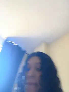 Snapshot of Sophiemoo_ chatting on 07/15/26, 03:41 Sophiemoo online show from 07/15/26, 03:41