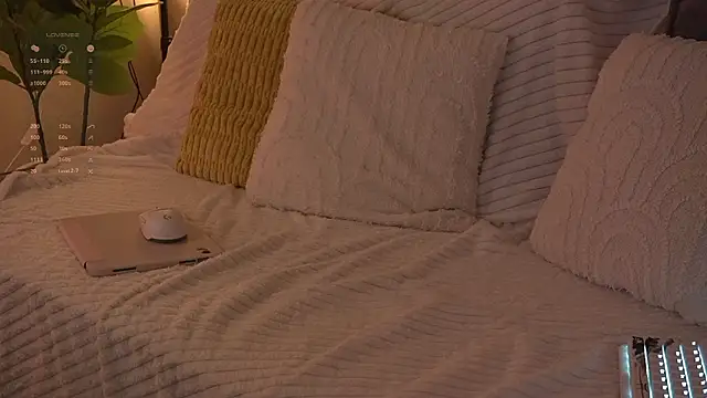 Akaruiiii online show from 03/07/26, 01:12