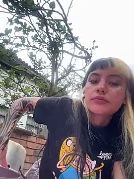 Snapshot of Sara_92 chatting on 03/03/26, 05:53 Sara 92 online show from 03/03/26, 05:53