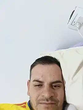 Snapshot of Edwin_Q chatting on 06/19/26, 05:13 Edwin Q online show from 06/19/26, 05:13