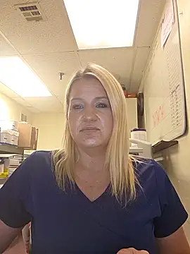 LadyB07 online show from 06/01/26, 06:18
