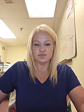 LadyB07 online show from 06/04/26, 02:44