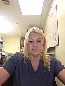 LadyB07 online show from 04/29/26, 06:14