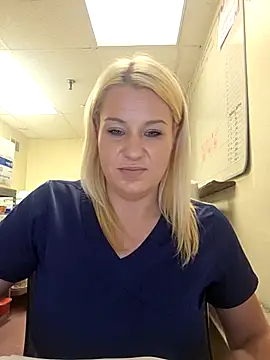 LadyB07 online show from 04/30/26, 04:36