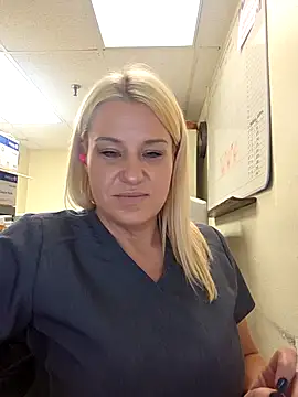 LadyB07 online show from 05/01/26, 08:36