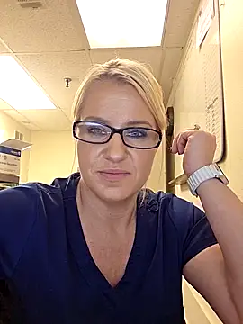 LadyB07 online show from 05/07/26, 04:10
