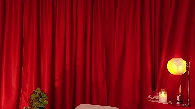 Mia Benett  online show from 04/04/26, 03:07