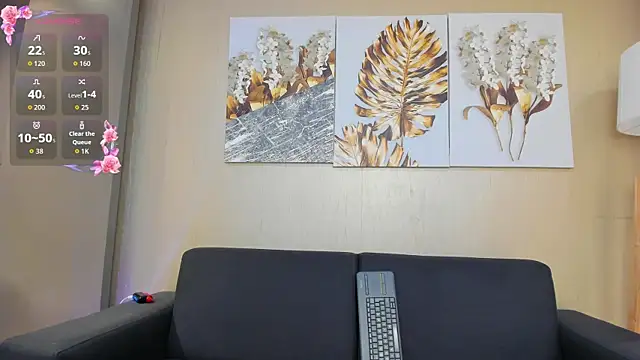 ValentinaaMilan online show from 05/02/26, 05:01