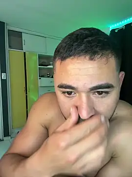 Snapshot of amon_1998 chatting on 02/27/26, 10:04 amon 1998 online show from 02/27/26, 10:04