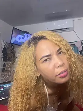 Crespita Hot23 online show from 03/02/26, 05:08