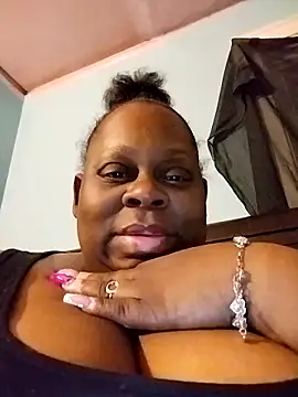 Pinkchocolatebbw online show from 03/27/26, 08:59