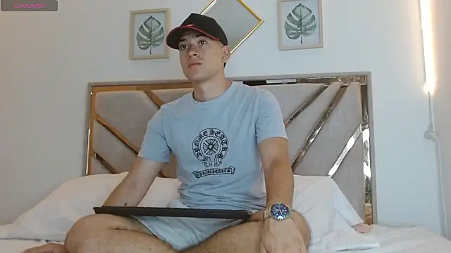 oliver   saint online show from 04/04/26, 11:11