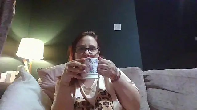 Curvy Clare online show from 03/09/26, 07:28
