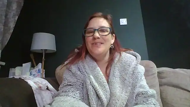 Curvy Clare online show from 04/04/26, 06:14