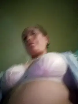 Snapshot of JenyLy68 chatting on 03/01/26, 04:12 JenyLy68 online show from 03/01/26, 04:12