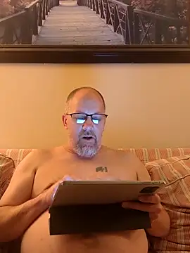 Snapshot of WorthingtonM3 chatting on 02/28/26, 03:50 WorthingtonM3 online show from 02/28/26, 03:50